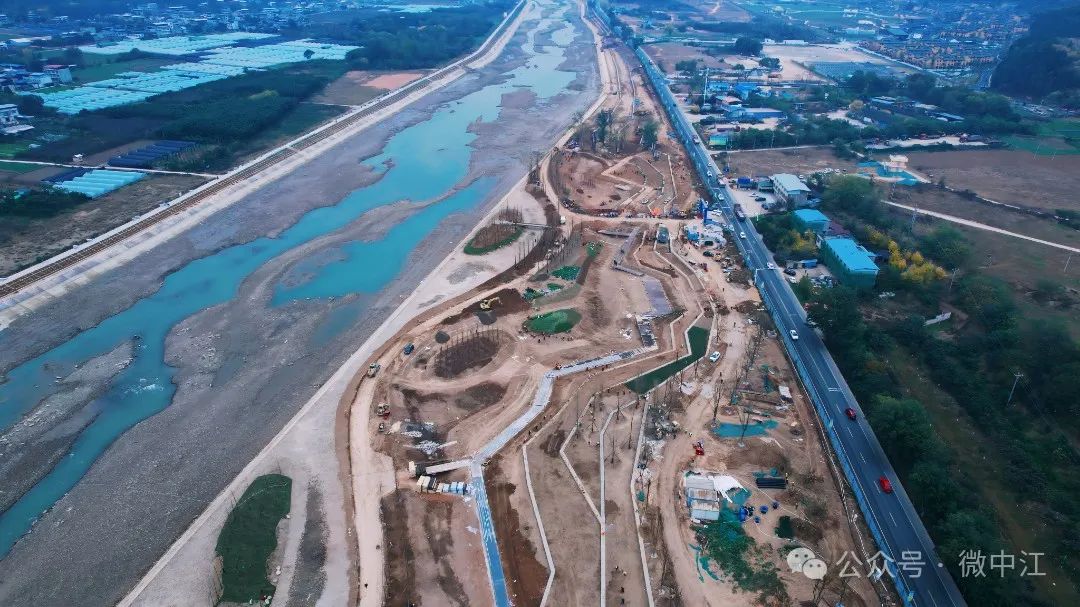 1733987524077076159.jpg 1733987524077076159.jpg